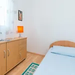 Partelj 9 By Interhome * Vir