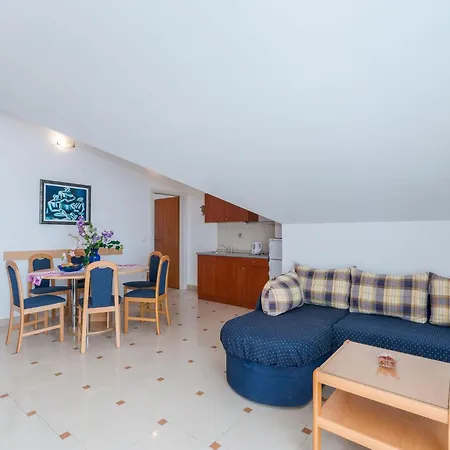 Partelj 9 By Interhome * Vir