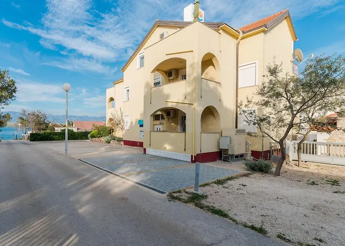 Partelj 9 By Interhome *